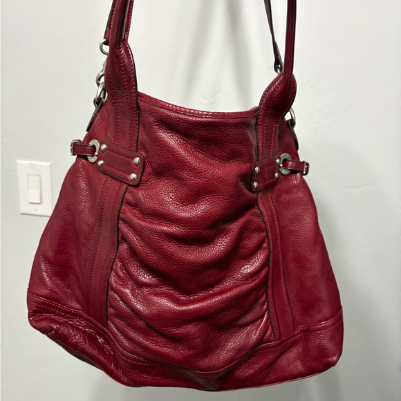 B. Makowsky Deep Red Pebbled Leather Bag EUC Silver Hardware - Picture 13 of 16